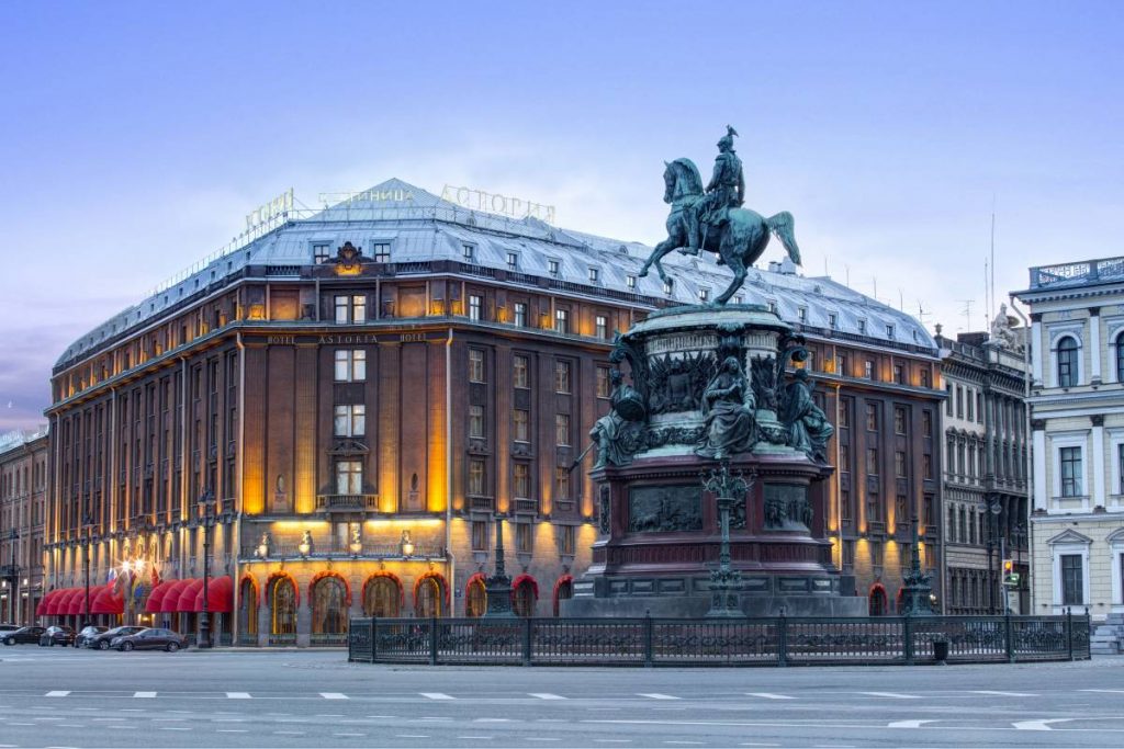 Санкт-Петербург. «Астория» RFH Hotel Astoria Facade 7433 1024x683 - Санкт-Петербург. «Астория»